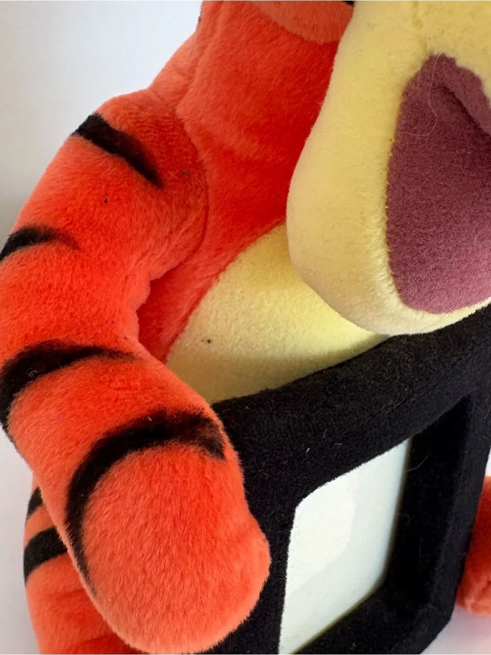 Disney store vintage 1990s Tigger plush with photo frame stuffed animal NEW